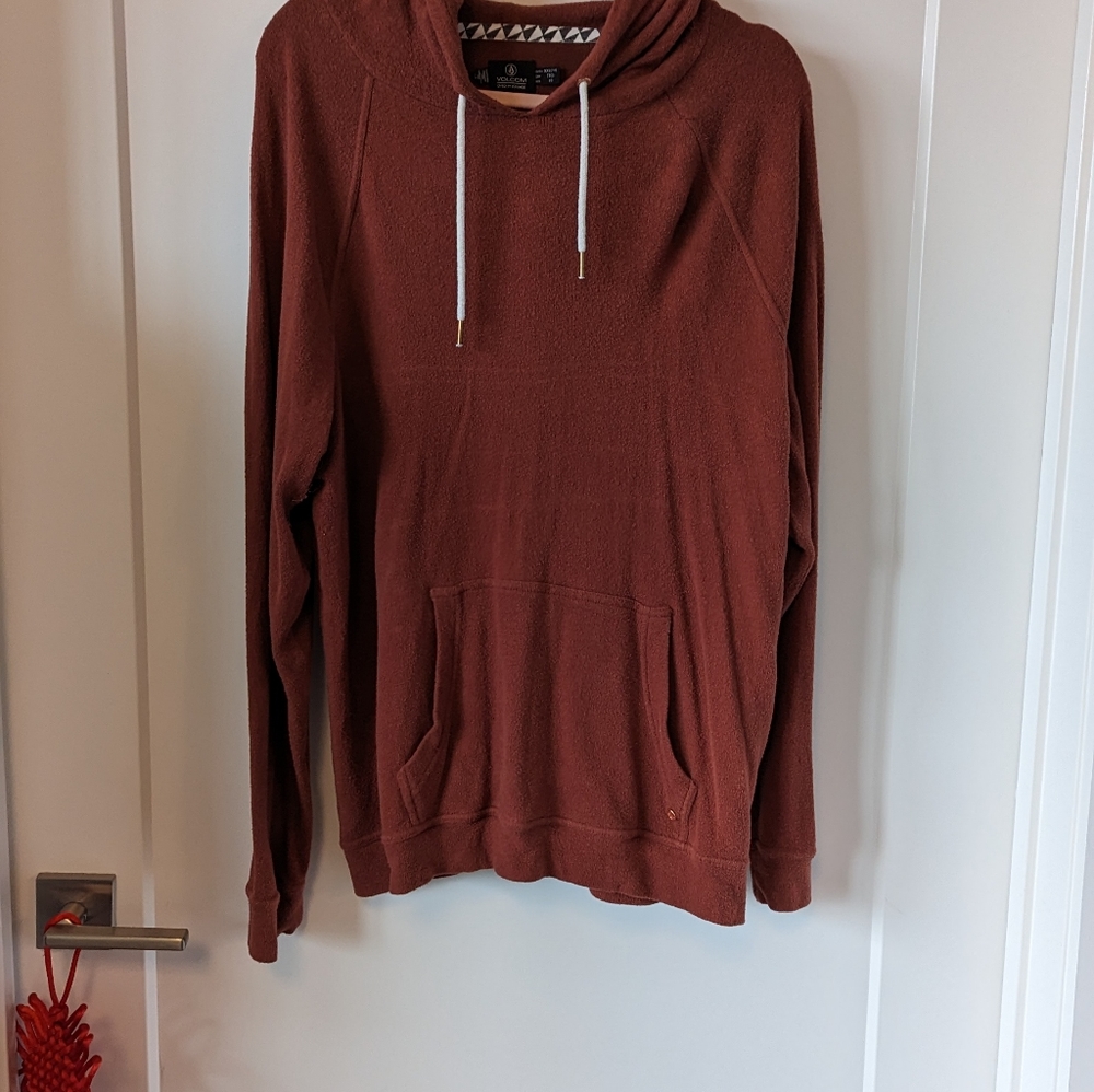 Volcom XXL distressed 80% cotton rust hoodie with kangaroo pocket